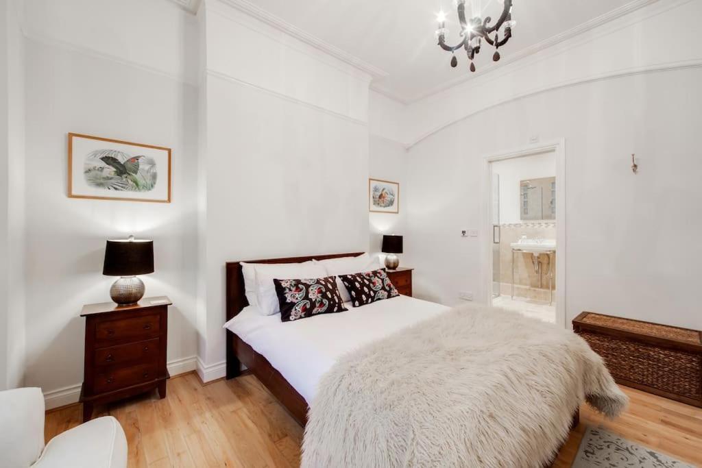 Princes Villa - Large Fully Self Contained Flat, 5 Minutes From The Sea Χέιστινγκς Εξωτερικό φωτογραφία